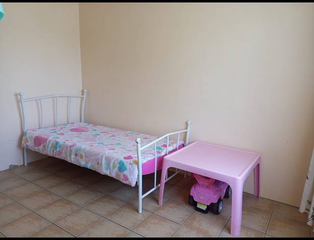 3 BEDROOM FREESTANDING FOR SALE IN WOODLANDS